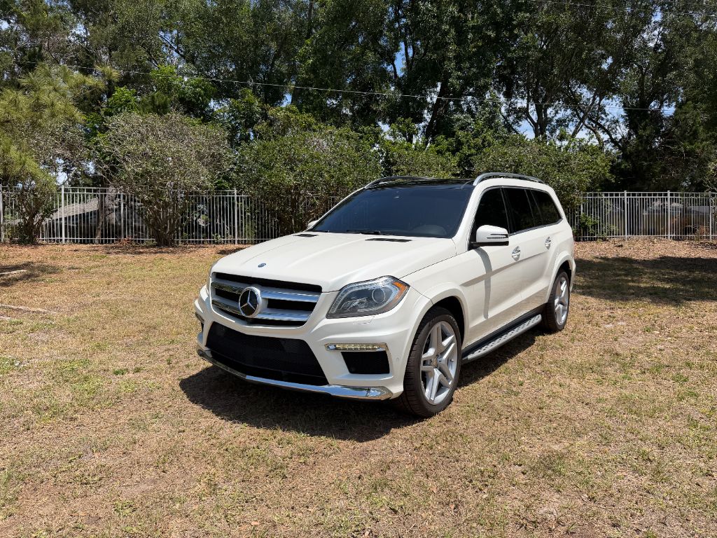 2014 Mercedes-Benz GL-Class GL550's photo
