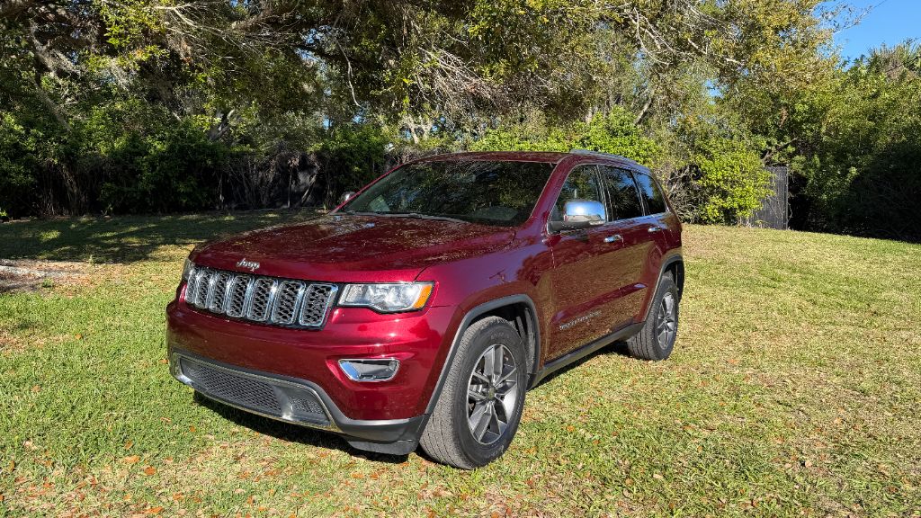 2018 Jeep Grand Cherokee Limited's photo